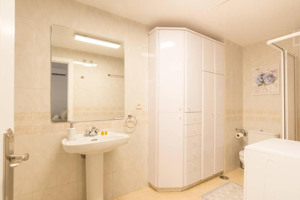 Tgh/ Malaga Centro Carreteria Apartment ภายนอก รูปภาพ